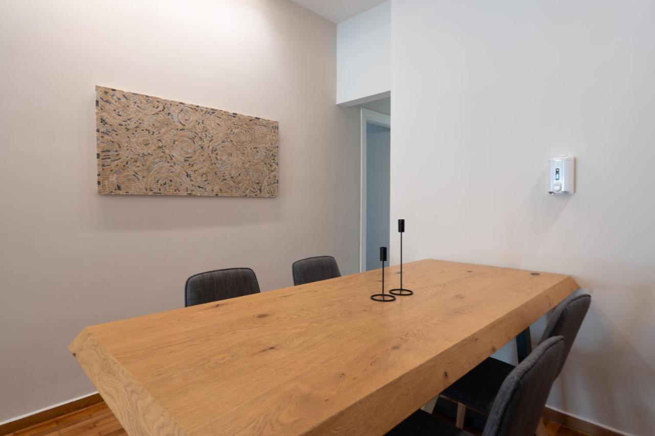 Classy Apartment In Koukaki, Walk To Metro & Acropolis Athens Ngoại thất bức ảnh